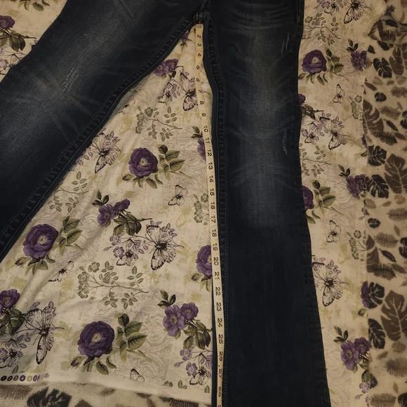 Miss Me Women's Blue Denim Jeans with Embellished Wing Back Pockets - Picture 3 of 5